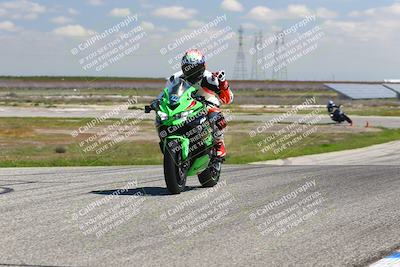 media/Mar-23-2025-TrackDaz (Sun) [[88a7749186]]/B Group/1220pm (Wheelie Bump)/